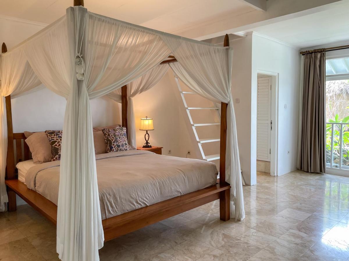 Beach House Canggu - 150M Berawa Beach Εξωτερικό φωτογραφία